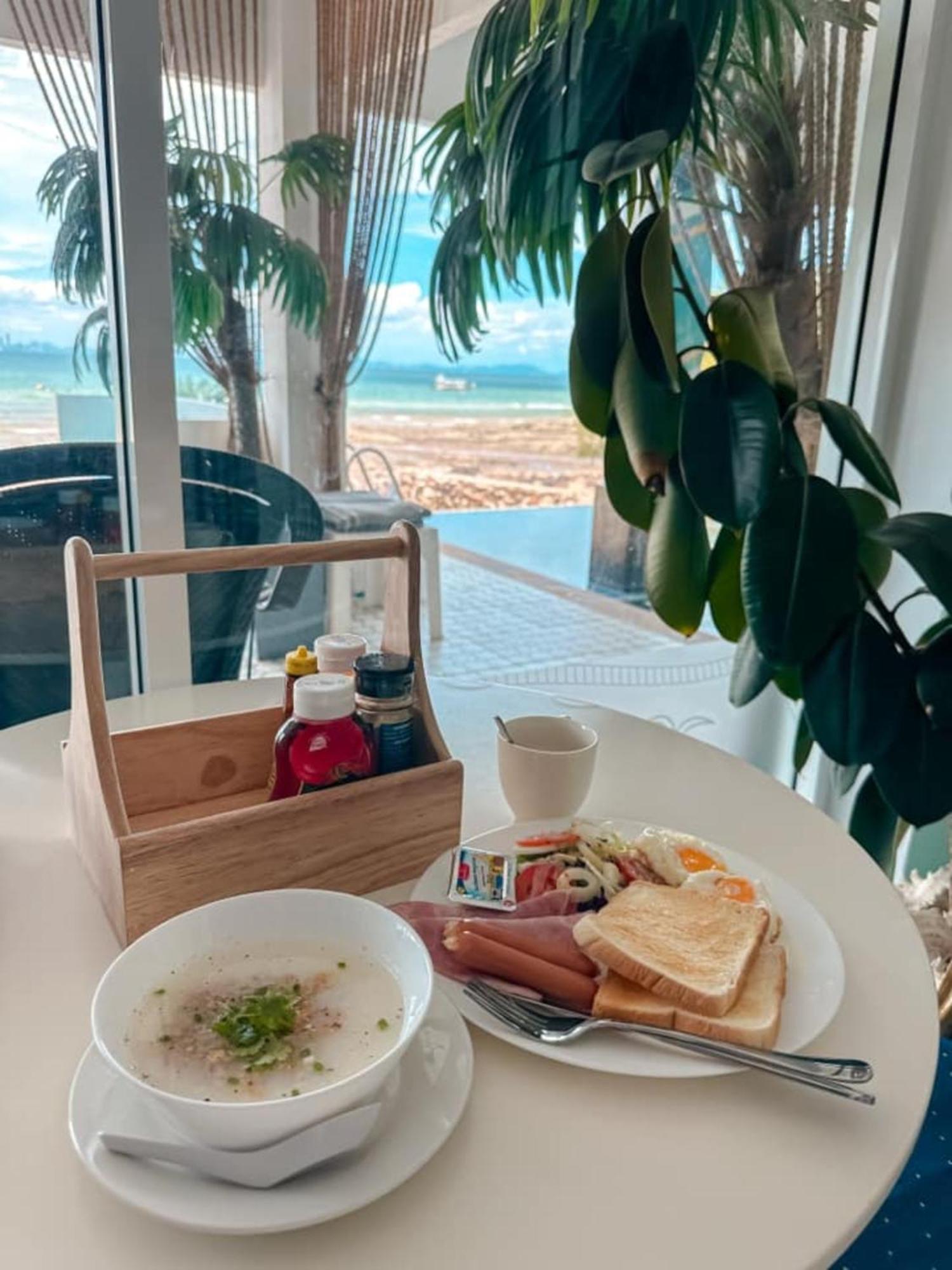Baan Sailboat Beach Kohlarn 외부 사진